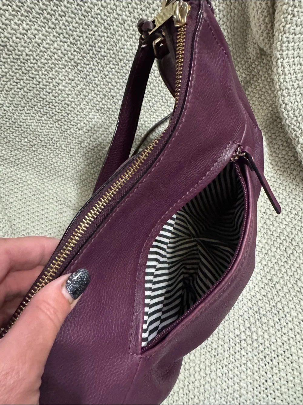 kate‎ spade plum pebbled leather shoulder bag with gold hardware